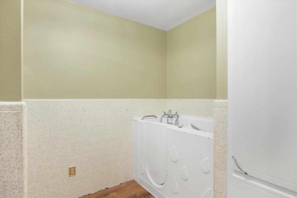 Mcalister Second - Residential