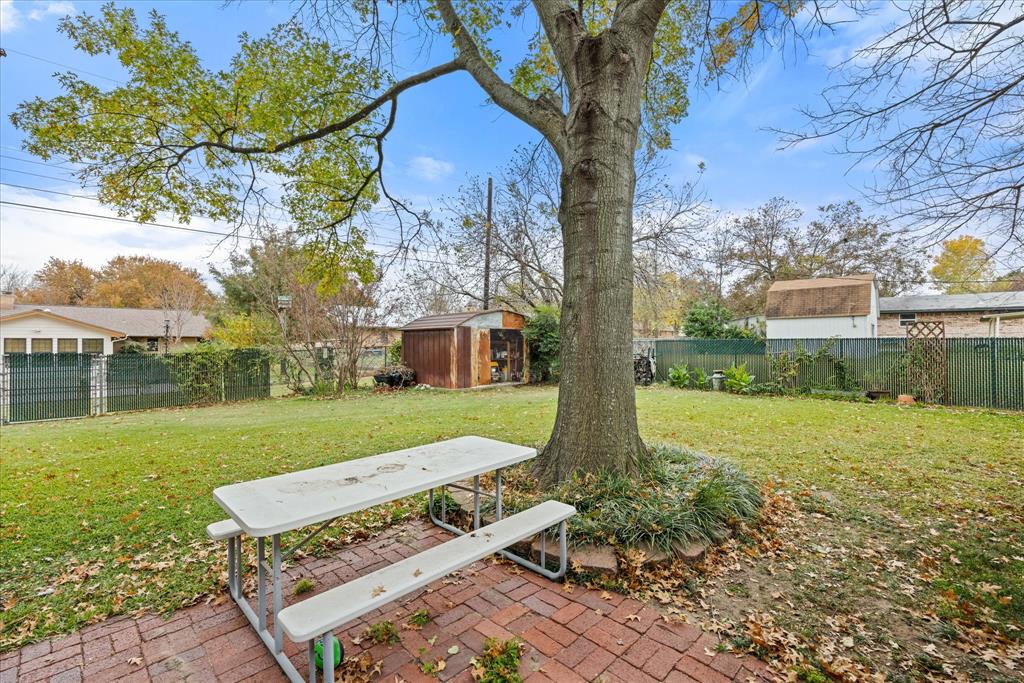 Mcalister Second - Residential