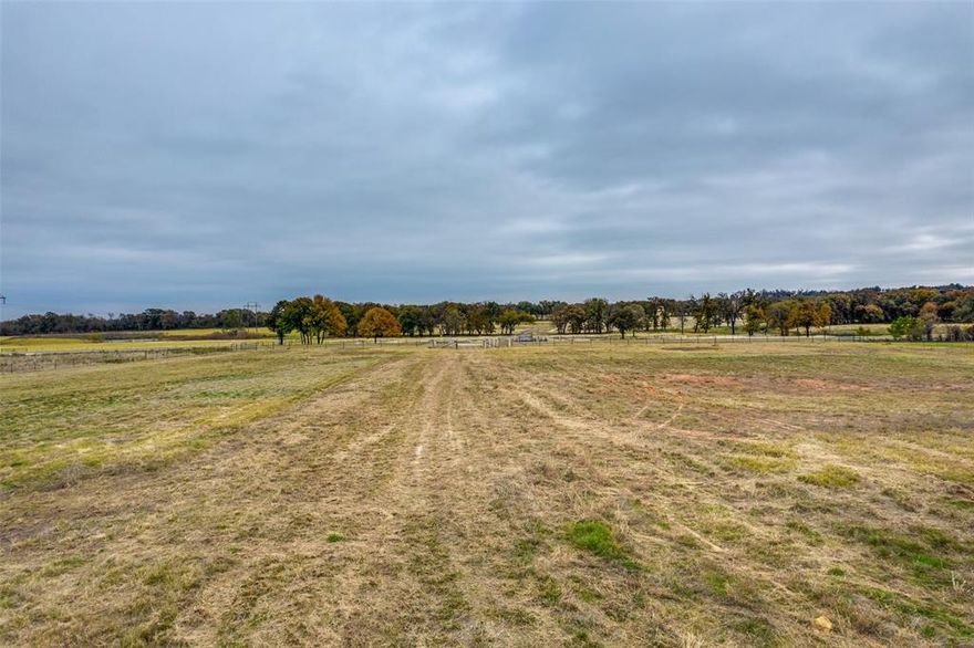 Builder Special, This 4 acre custom tract on FM 3025 is ready to build… 
Who wants a have a custom house on 4 acres, with curb appeal for $500,000! Here is the spot it can be done on…
Custom Gated Entrance, Quality pipe & Cable Fence for a grand entrance over build for the 4 acres it sits on. The rest of the property is square and allows for gorges evening sunset views. Horse, Chickens, Goats, Children, dogs and cats o my… 
Builder has $170k in hard cost and is looking to move this unit at a loss so he can move on to a different project. This price includes your custom entrance and fence, water well, house pad, only thing left is electric at $4200 and Electric Coop can have it set in weeks not months… 
Custom Fence Automatic Gate $31,180
House Pad $5000
Water Well $19,674.00