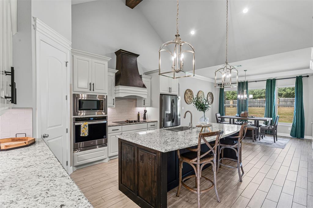 3609 Upper Lake Circle