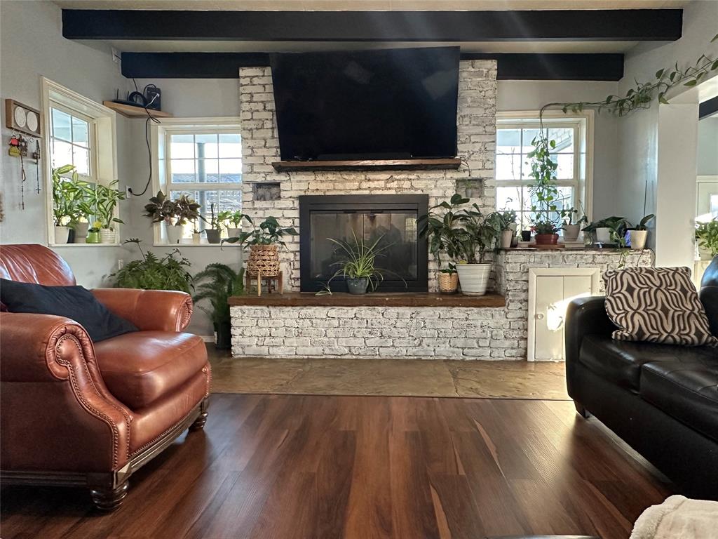 1425 West Road 199AZ