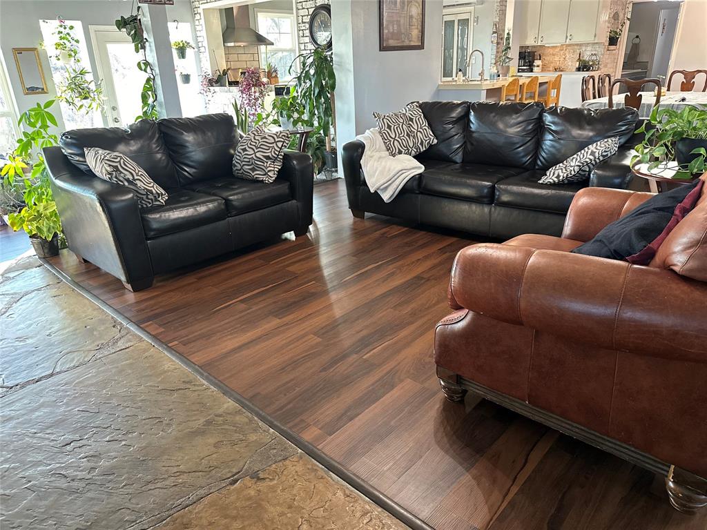 1425 West Road 199AZ