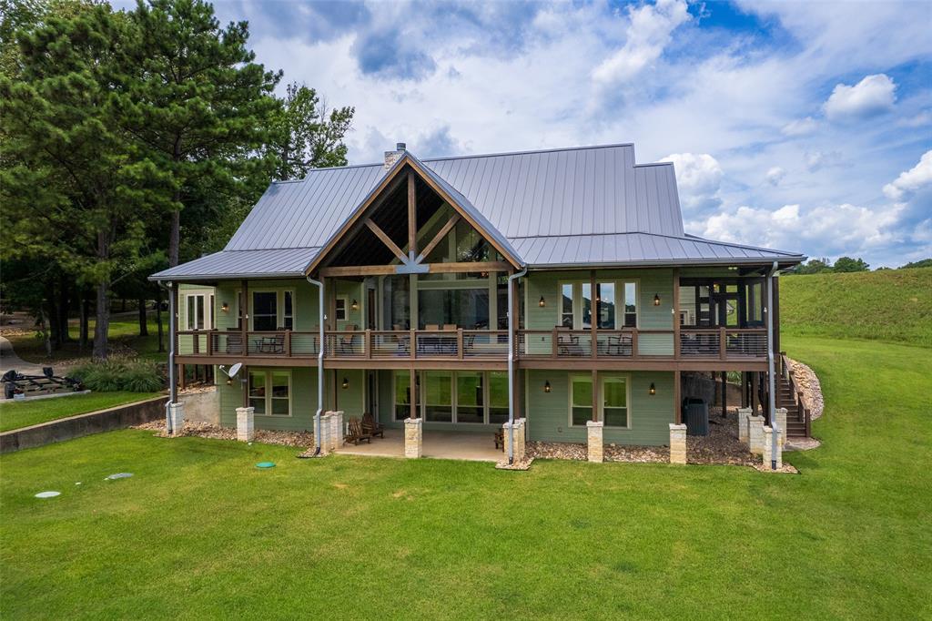 109 King Shore Boulevard