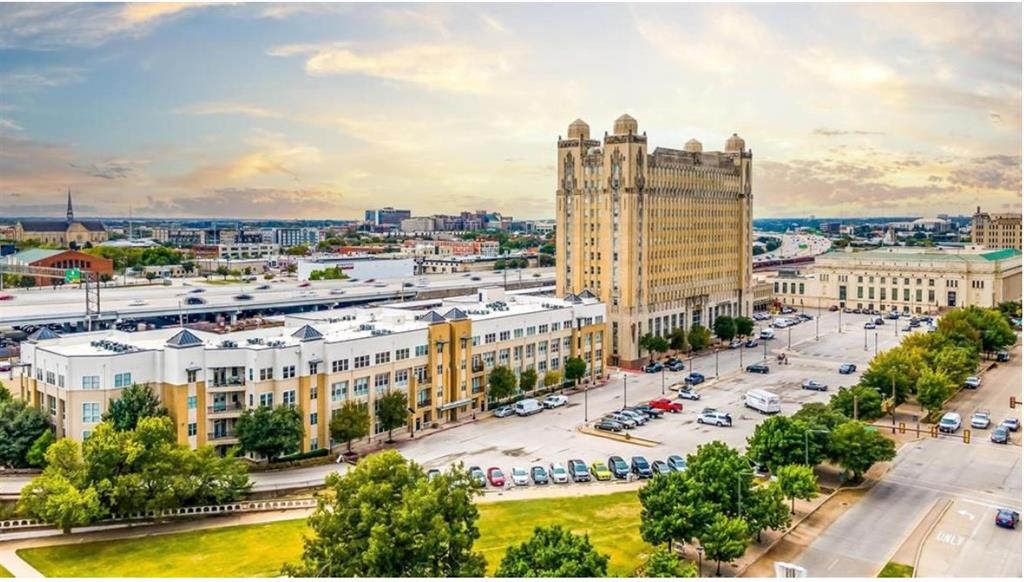 Texas & Pacific Lofts Condo - Residential
