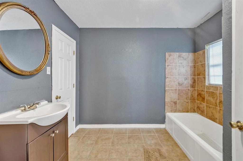 East Handley Heights Add - Commercial Sale