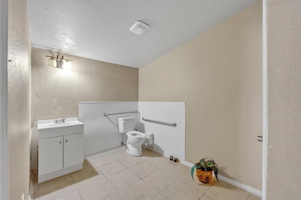 East Handley Heights Add - Commercial Sale