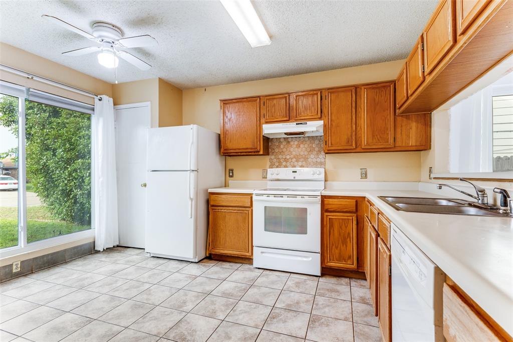 Huntington Village Add - Residential