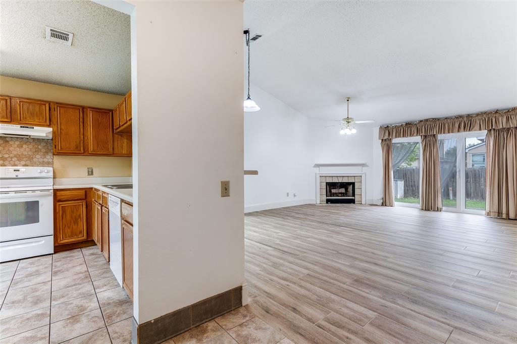 Huntington Village Add - Residential
