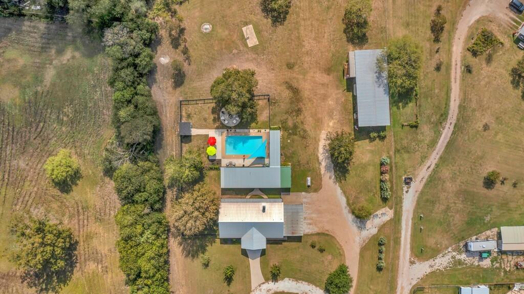 Moore Lewis - Residential