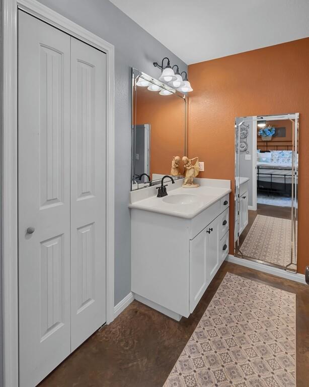 Moore Lewis - Residential