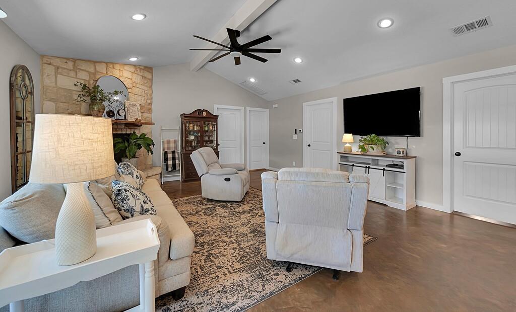 Moore Lewis - Residential