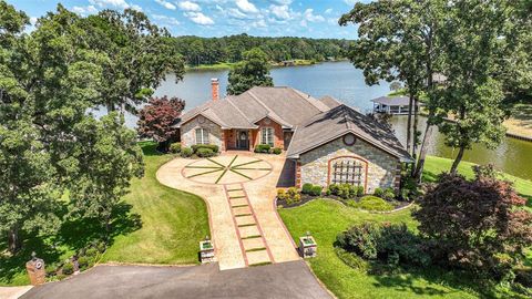 A home in Pittsburg