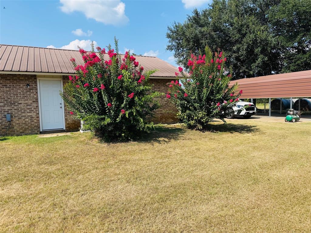 396 County Rd 4104