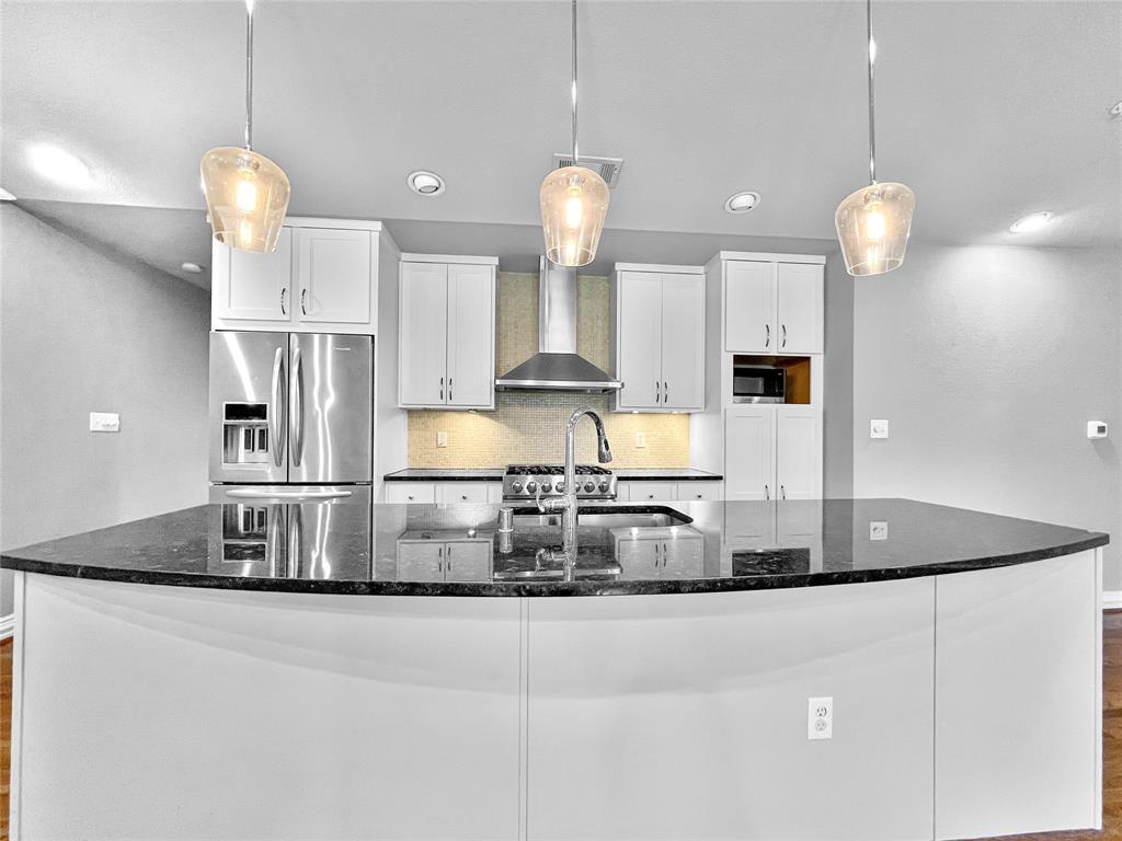 Park Cities Twnhms Amd - Residential Lease