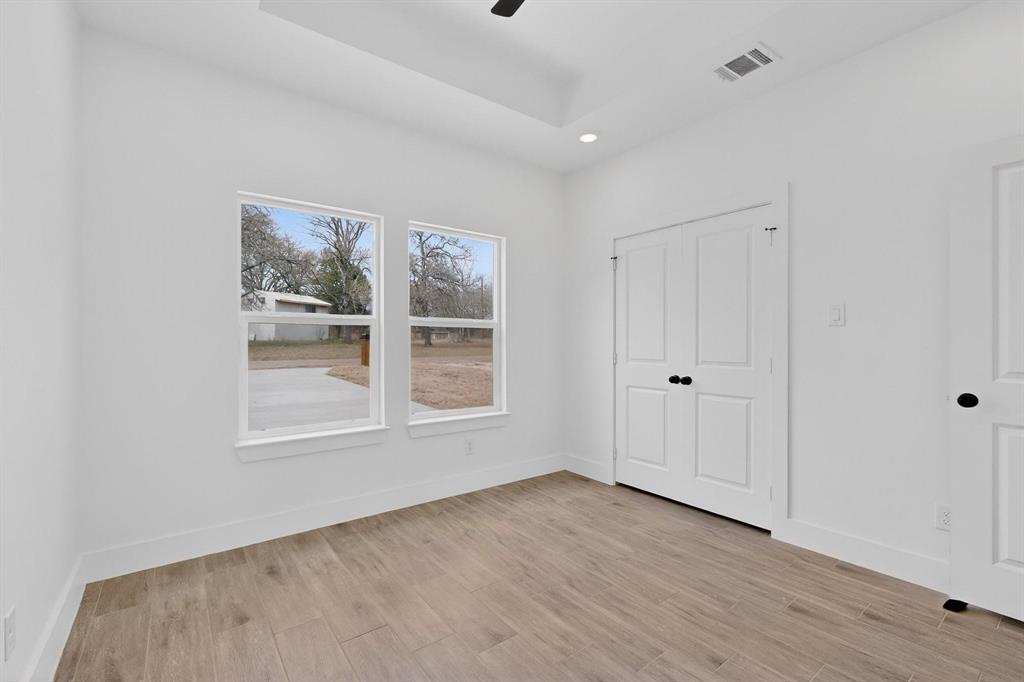 Golden Oaks - Residential