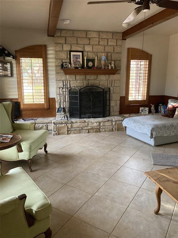 700 Aqua Vista Drive