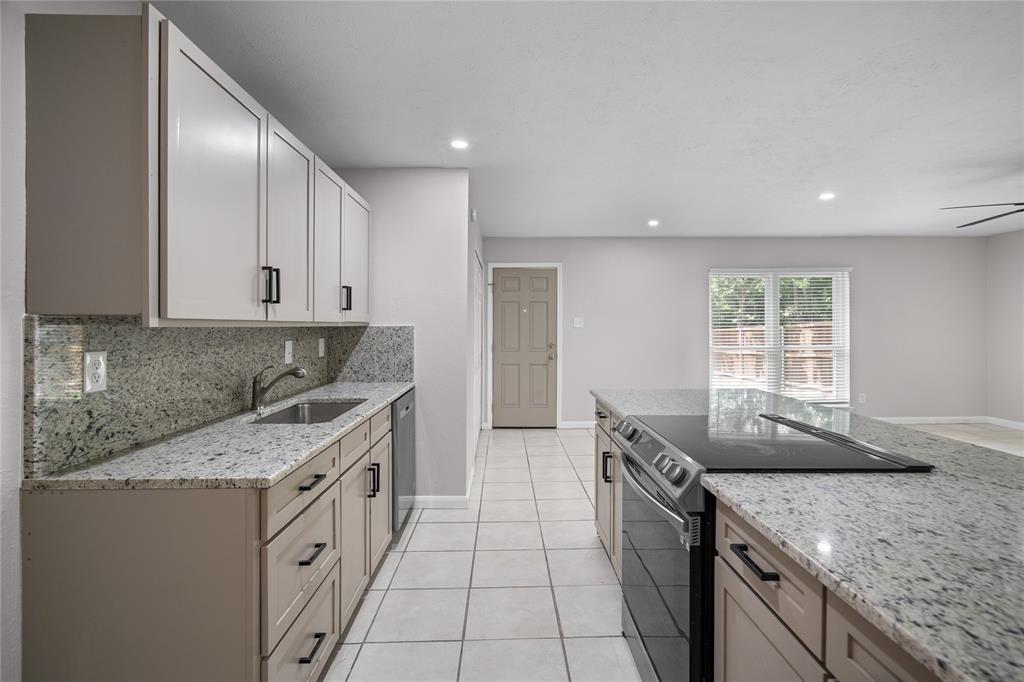 306 Hardwood Trail