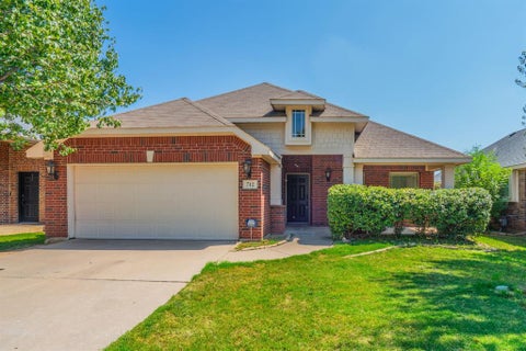 Photo of 712 Cheryl Street, Crowley, TX 76036 (MLS # 21391371)