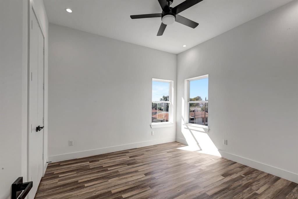 Dallas Land & Loan 02 - Residential