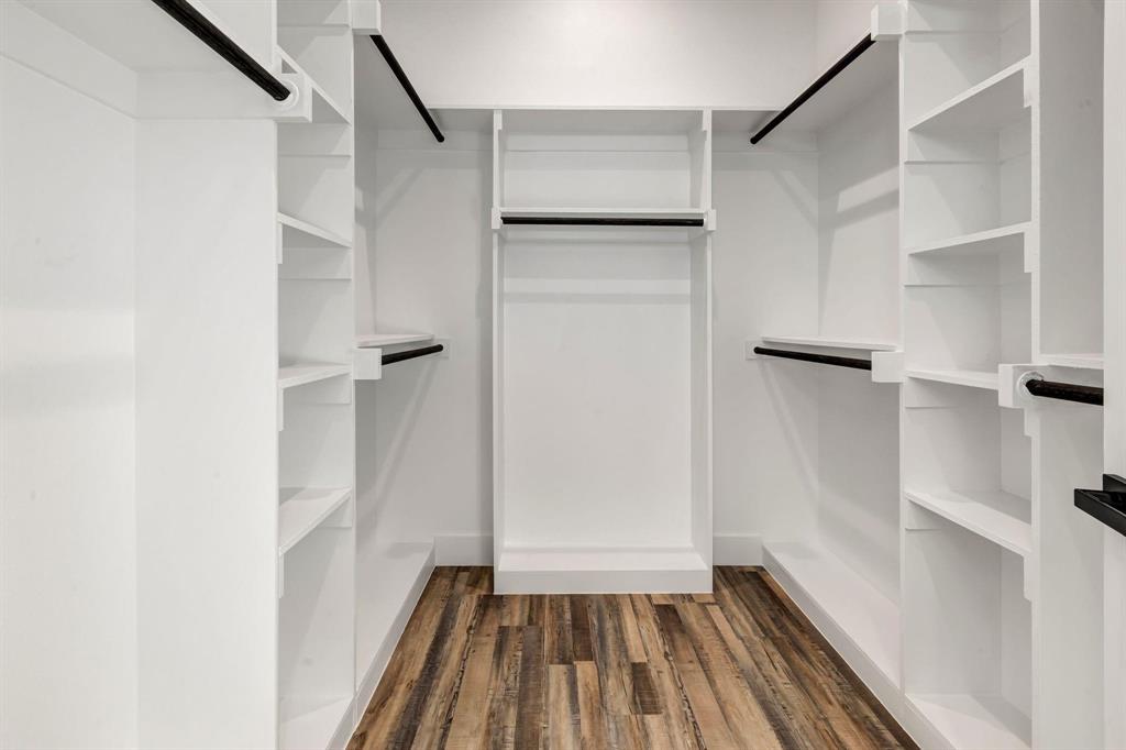 Dallas Land & Loan 02 - Residential