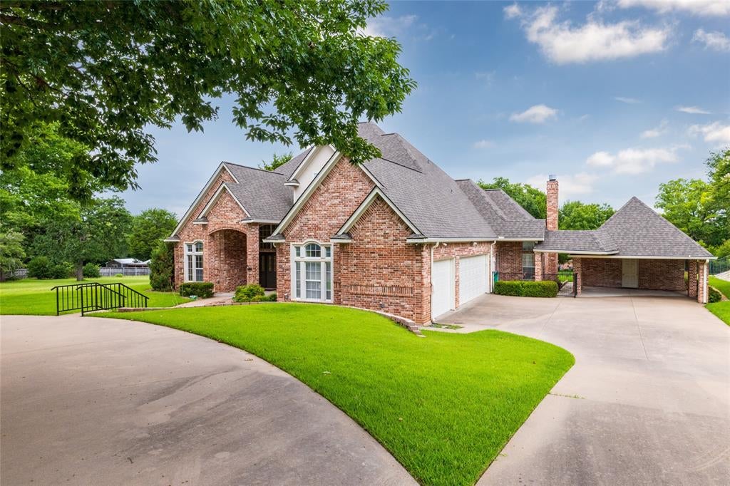 1917 Woodland Hills Lane