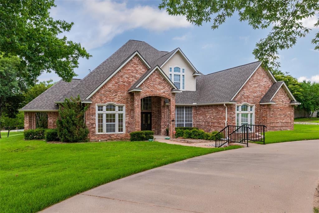 1917 Woodland Hills Lane
