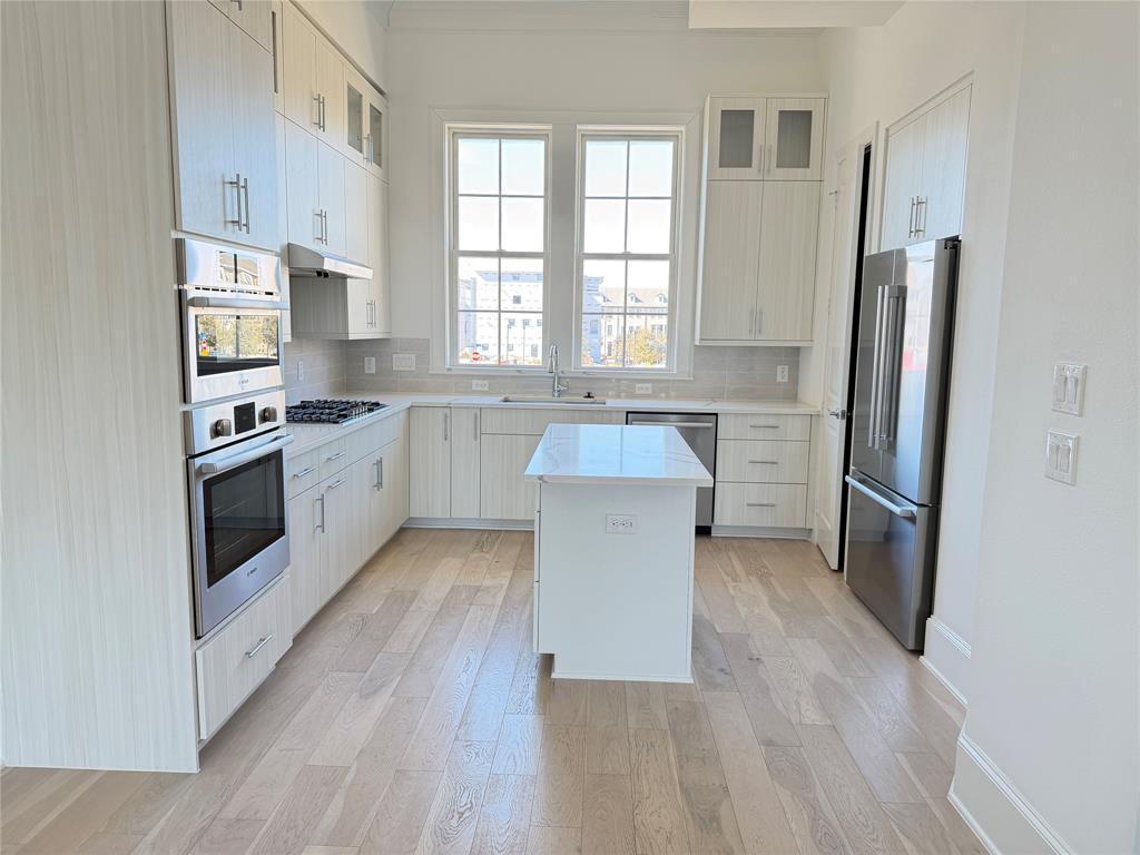 14963 Magnolia Street