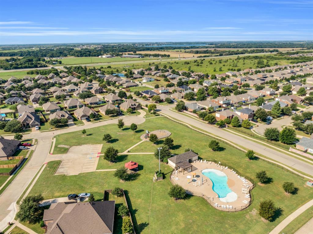 109 Thoroughbred Street