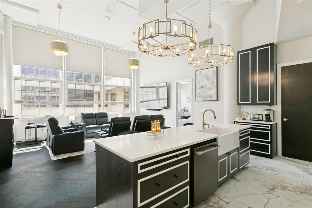 2600 W 7th Street 1715