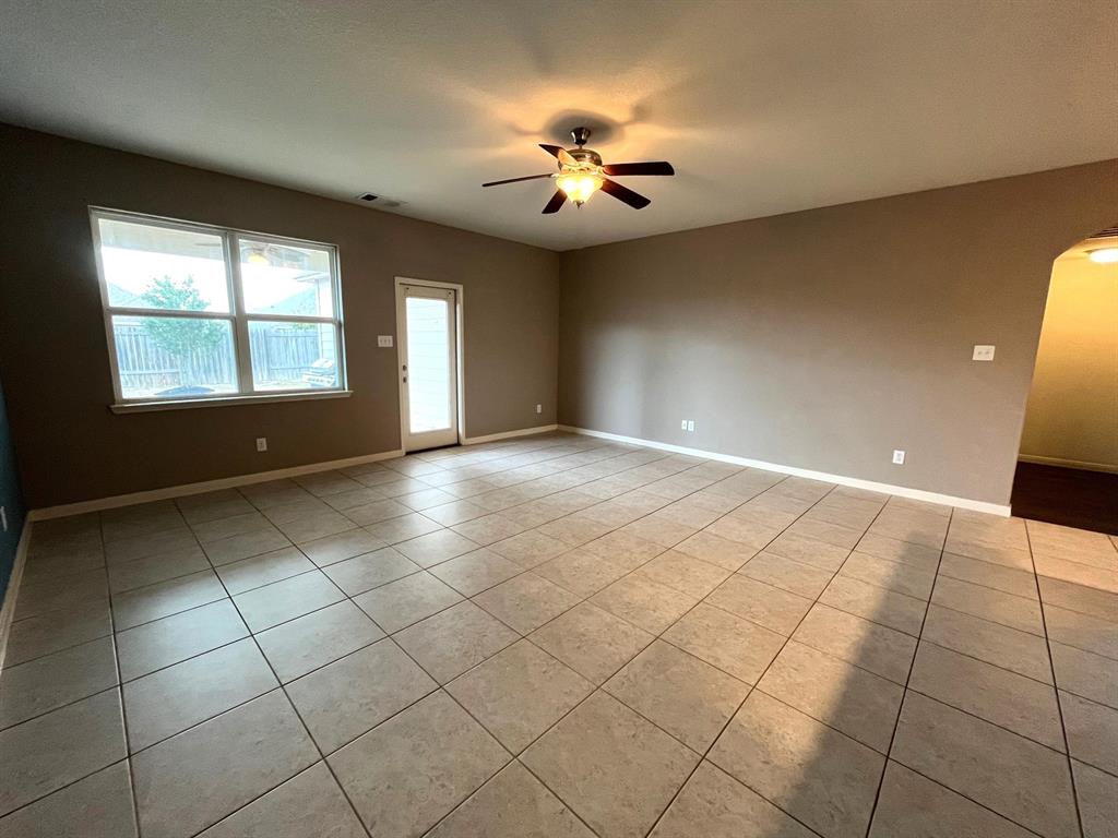 Oak Hollow Estates Ph 6a - Residential Lease