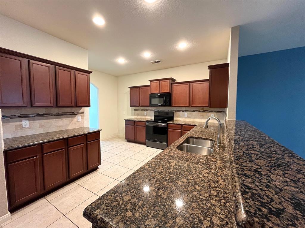 Oak Hollow Estates Ph 6a - Residential Lease