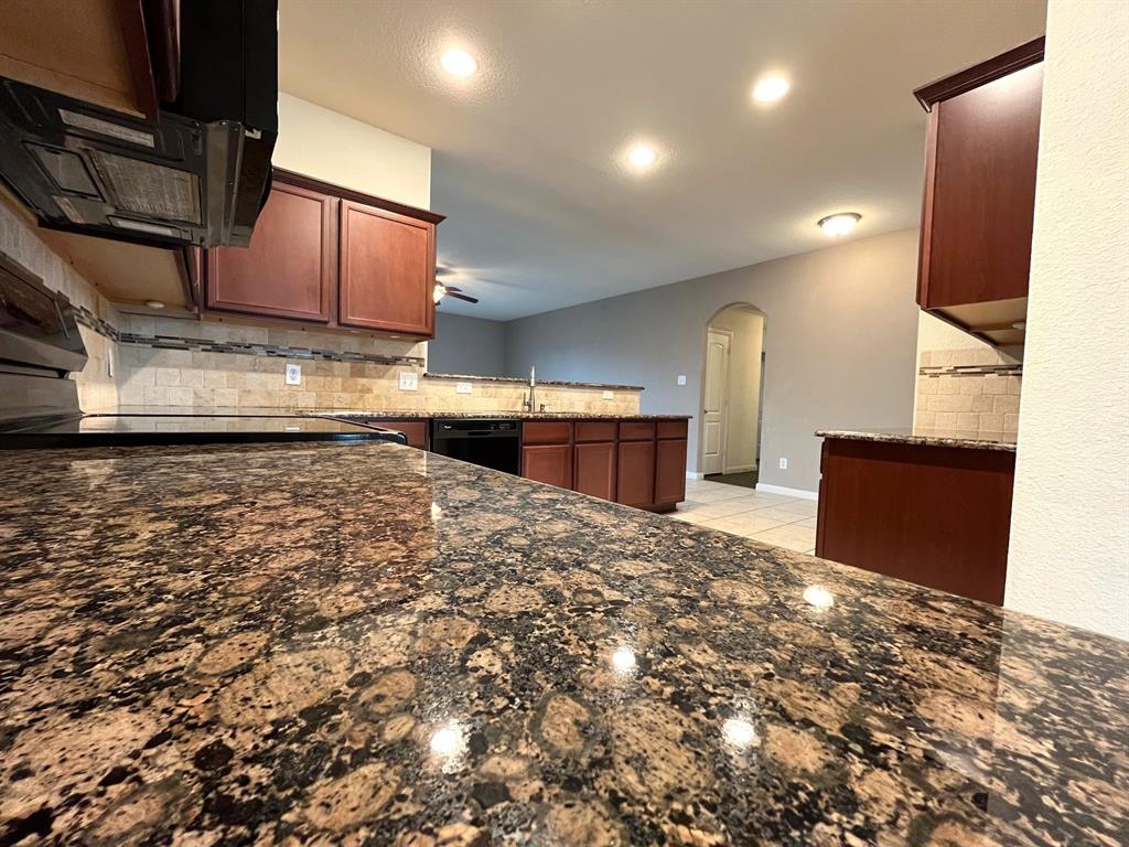 Oak Hollow Estates Ph 6a - Residential Lease