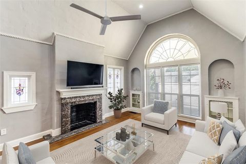 6910 Pasadena Avenue Dallas TX 75214