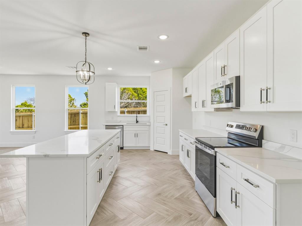 1412 Ridgeview Circle