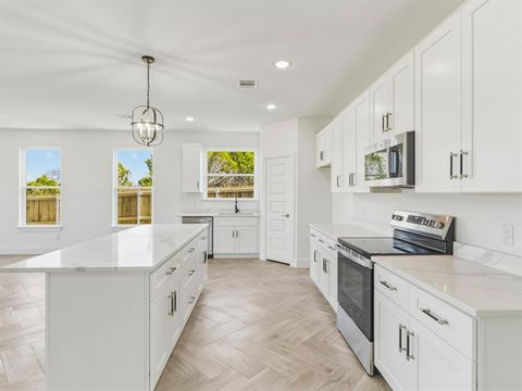 Tiny photo for 1412 Ridgeview Circle, Granbury, TX 76048 (MLS # 21198246)