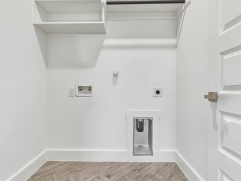 Tiny photo for 1412 Ridgeview Circle, Granbury, TX 76048 (MLS # 21198246)