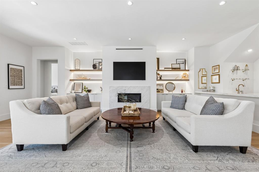 Crest Haven Place - Residential