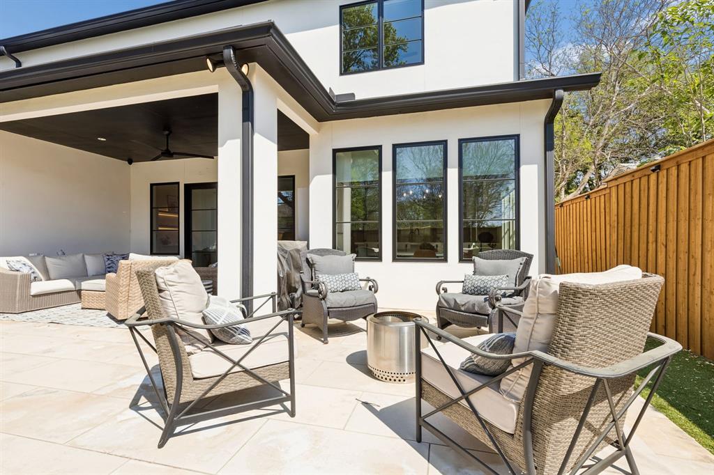 Crest Haven Place - Residential