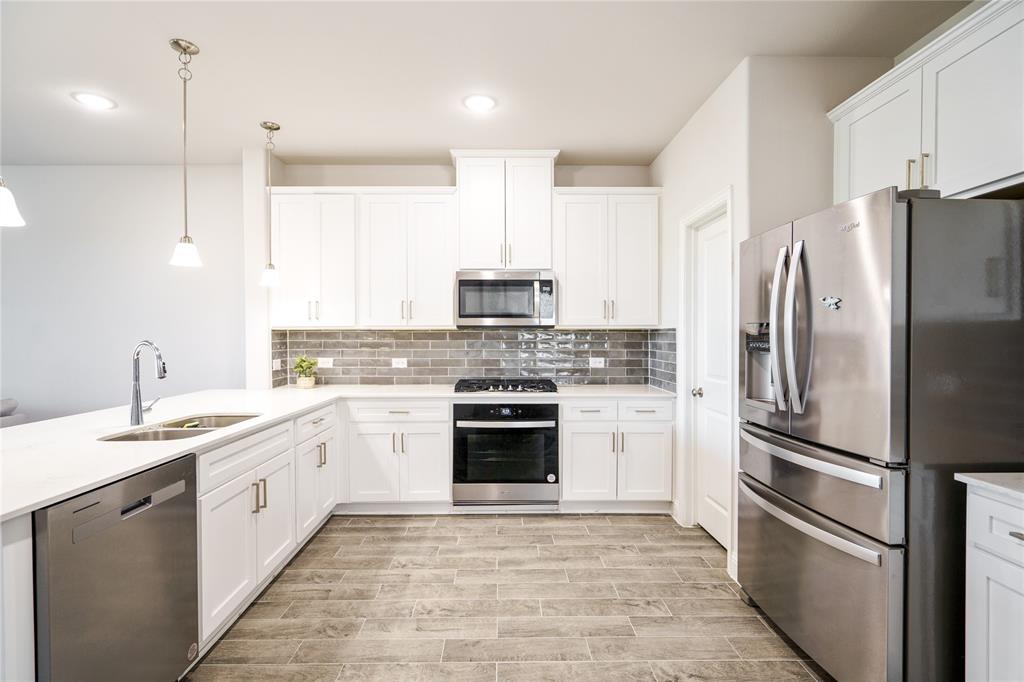 2709 Woodland Court