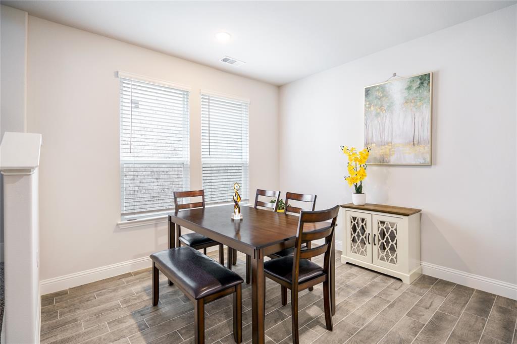 2709 Woodland Court