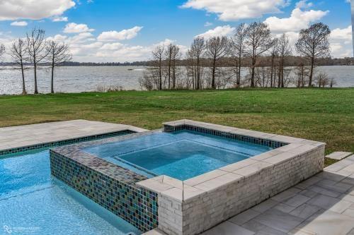 Pont At Cross Lake - Residential