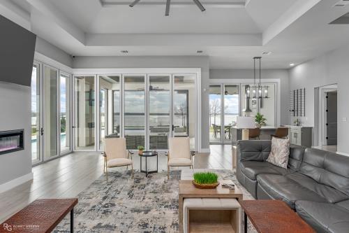 Pont At Cross Lake - Residential