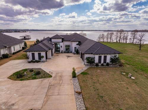 Pont At Cross Lake - Residential