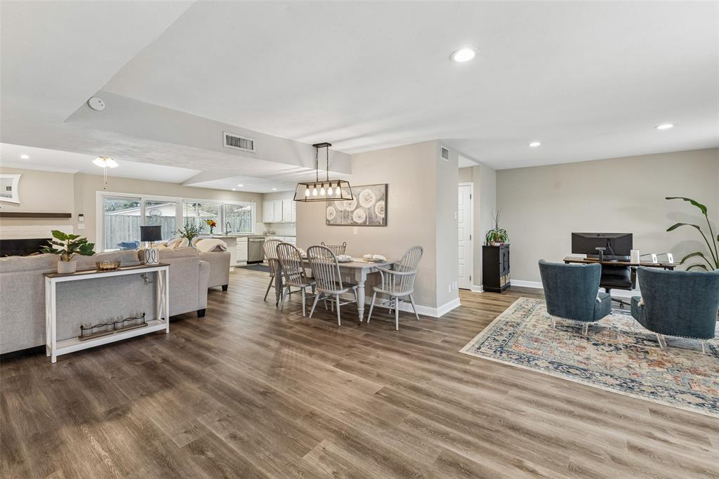 White Rock Village 02 - Residential