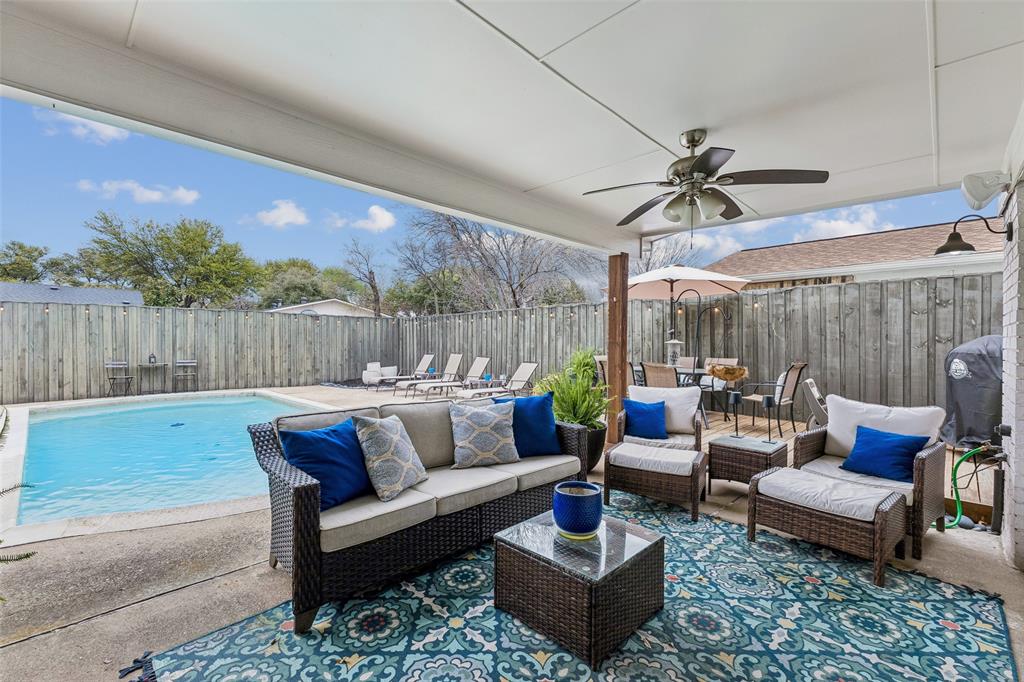 White Rock Village 02 - Residential