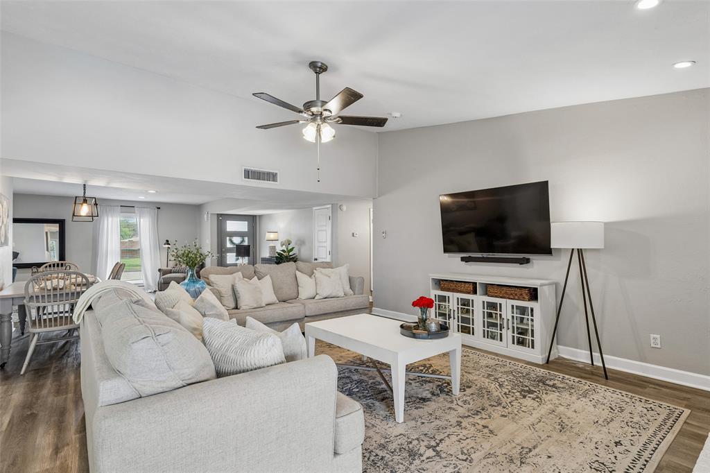 White Rock Village 02 - Residential