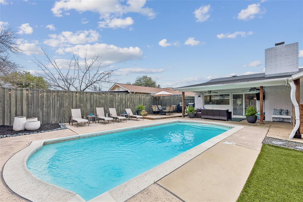 White Rock Village 02 - Residential