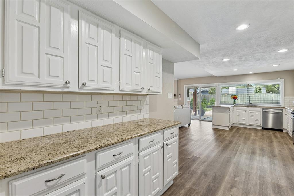 White Rock Village 02 - Residential