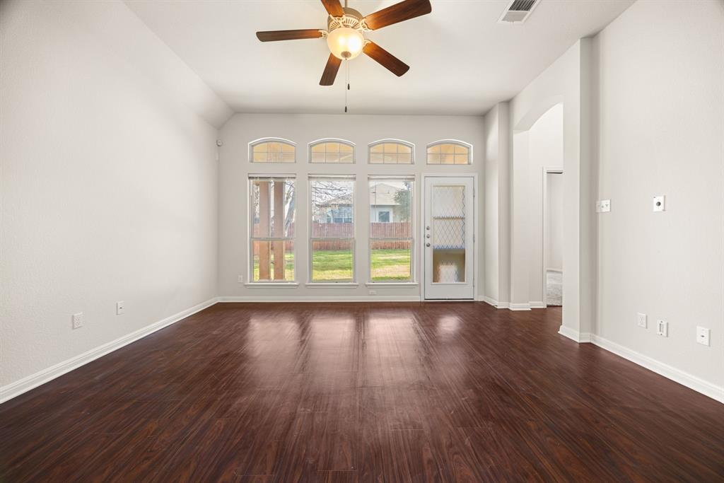 Yowell Ranch Ph Three - Residential