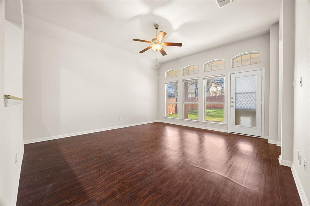 Yowell Ranch Ph Three - Residential